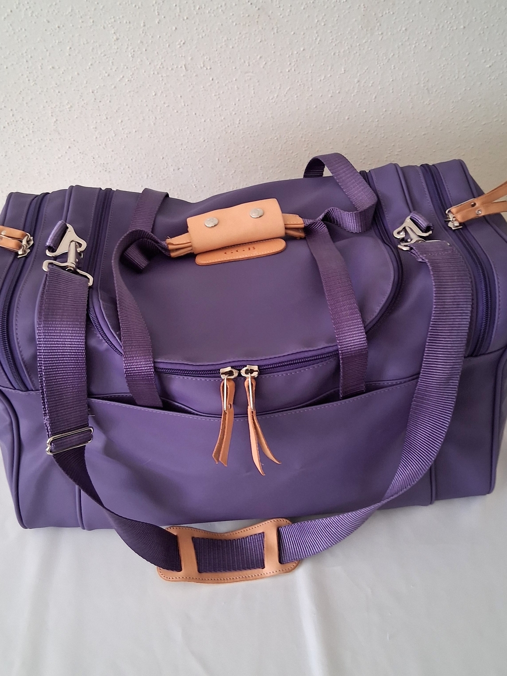Jon Hart Design Purple Travel Duffel Bag - Picture 3 of 13
